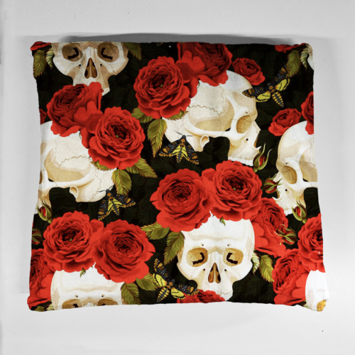 poduszka czaszki w różach