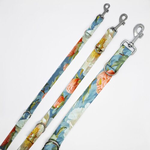 smycze jasne piwonie