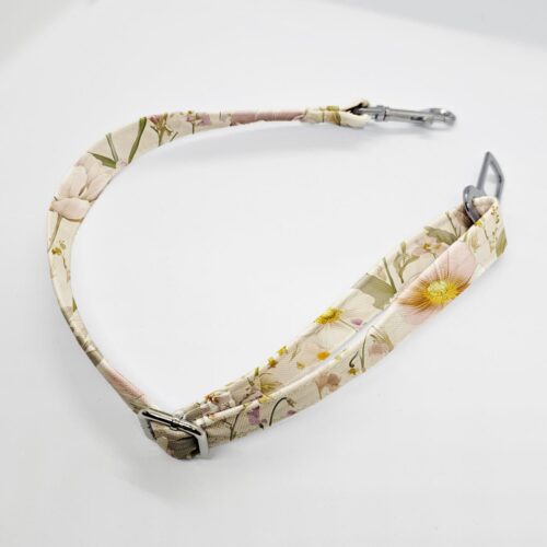 zapiecie pasa pszczoly na lace