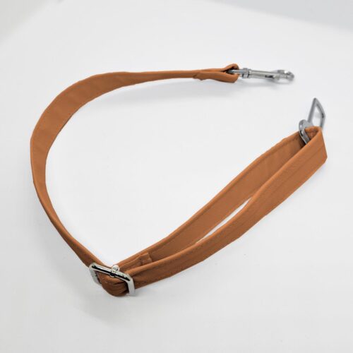 zapiecie pasa rdzawy